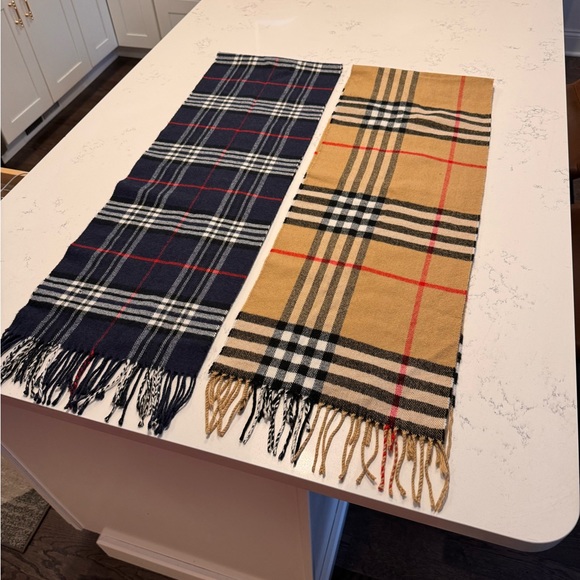 Plaid scarf bundle - Picture 2 of 5